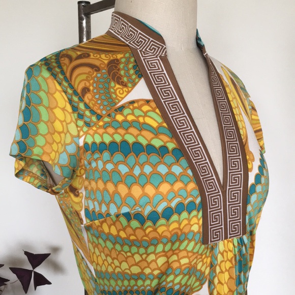 Trina Turk Dresses & Skirts - Trina Turk silk knit dress 6